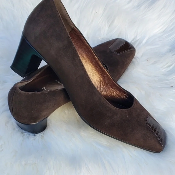 Ara Brown Pumps‎ 6 📂💼 - Picture 1 of 12